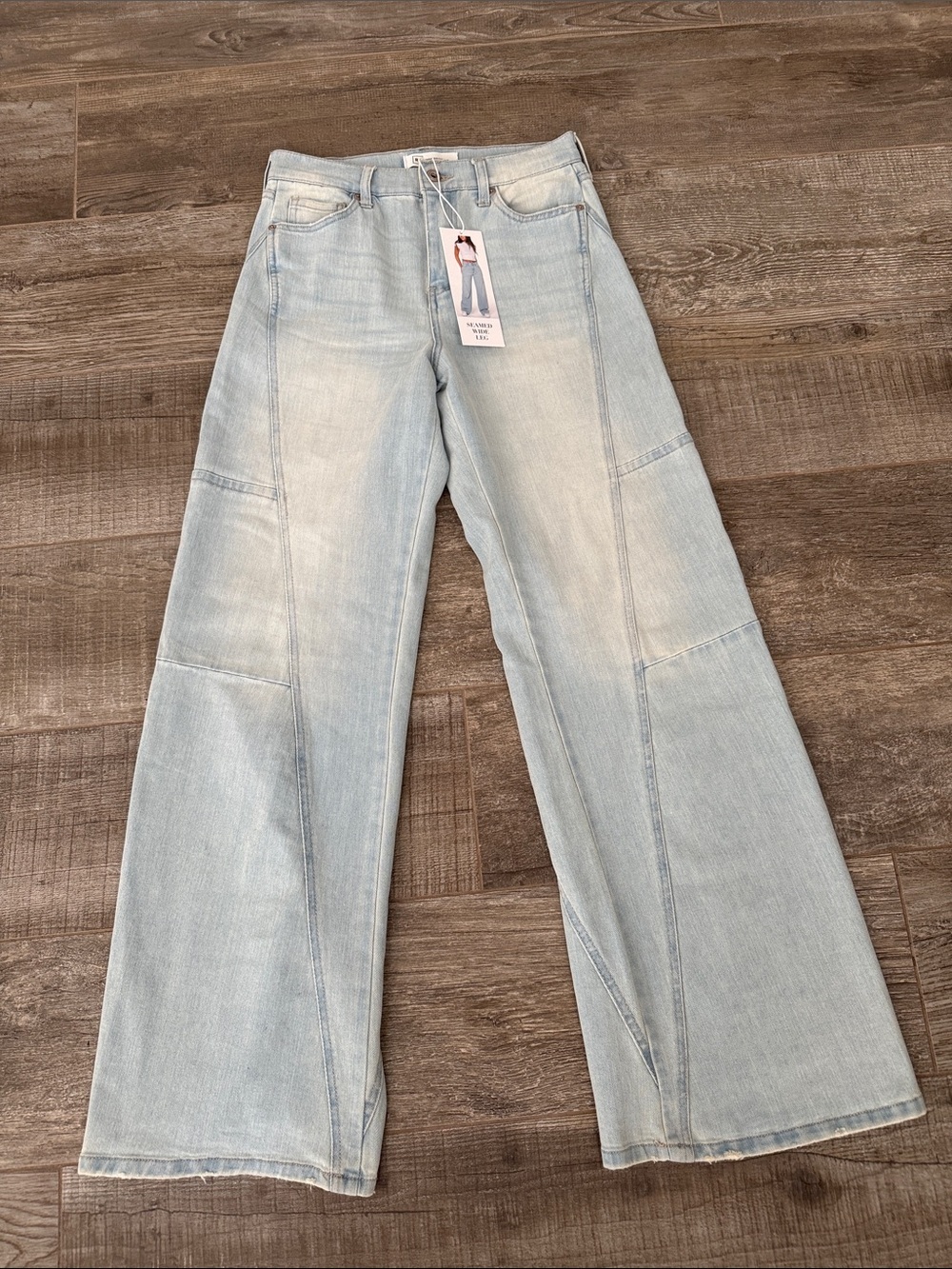 Light Wash Seamed Wide-Leg Women’s Jeans Size 3/26